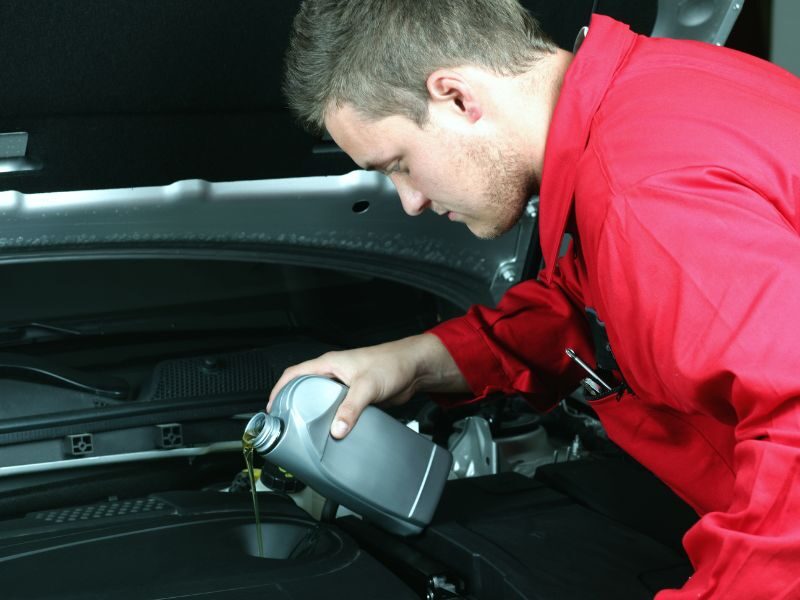 8 Popular Questions Answered about an Oil Change in Lancaster, PA